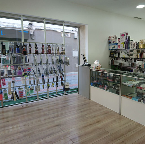 Versión Profesional y Nueva María inauguran sus nuevas instalaciones