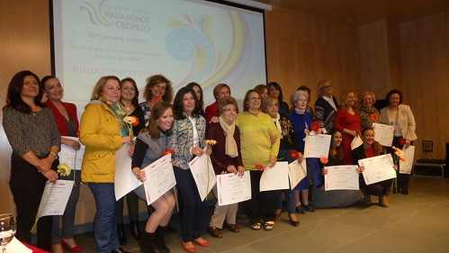 Jornada poética de la Agrupación Literaria María Muñoz Crespillo homenaje a la mujer empresaria