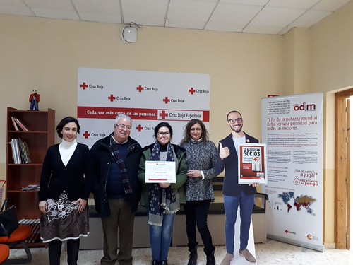 Cruz Roja homenaje a sus voluntarios con 15 años de dedicación
