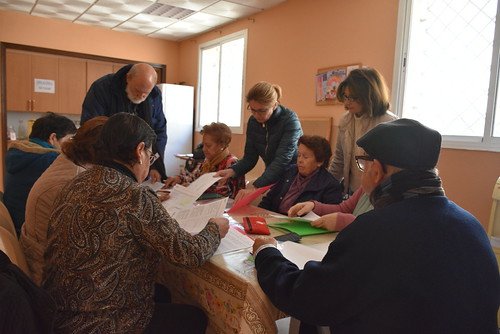 Renacer talleres de salud y bienestar para personas mayores