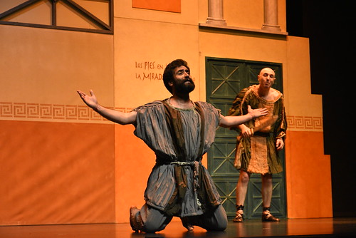 Teatro Kumen con su adaptación de una comedia de Plauto en el Festival de Teatro Aficionado