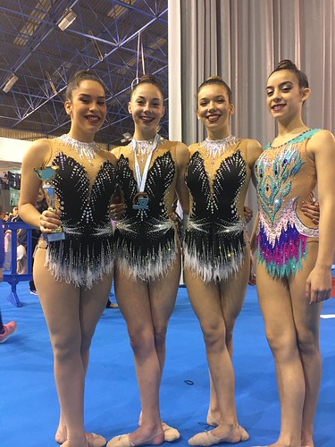 Medalla de oro y bronce del Club Gimnasia Rítmica para la apertura del Circuito Absoluto