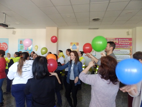 Taller de Risas y Emociones de la Escuela de Familia