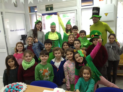 Saint Patrick's English School celebró el día de su santo