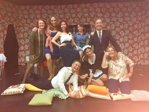 Obra de teatro La Amiguitas de la Compañía teatral 4 + 2