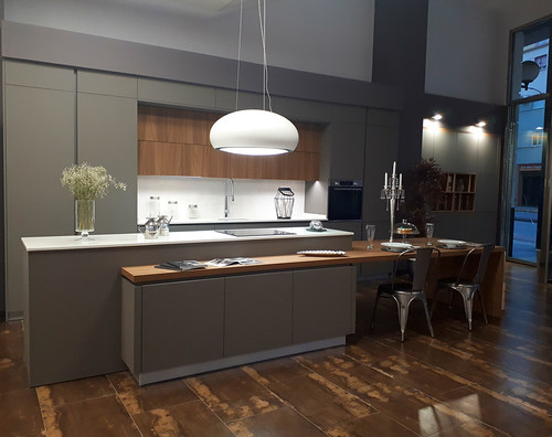Studio Teresa Llorente inaugura su centro ofreciendo cocinas de ensueño y mucho más