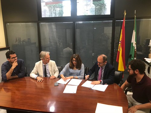 Convenio de colaboración entre FAECTA y el Ayuntamiento de Dos Hermanas
