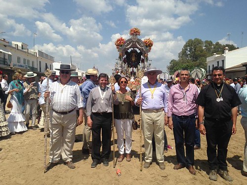 Hermandad del Rocío de Dos Hermanas en la romería del rocío