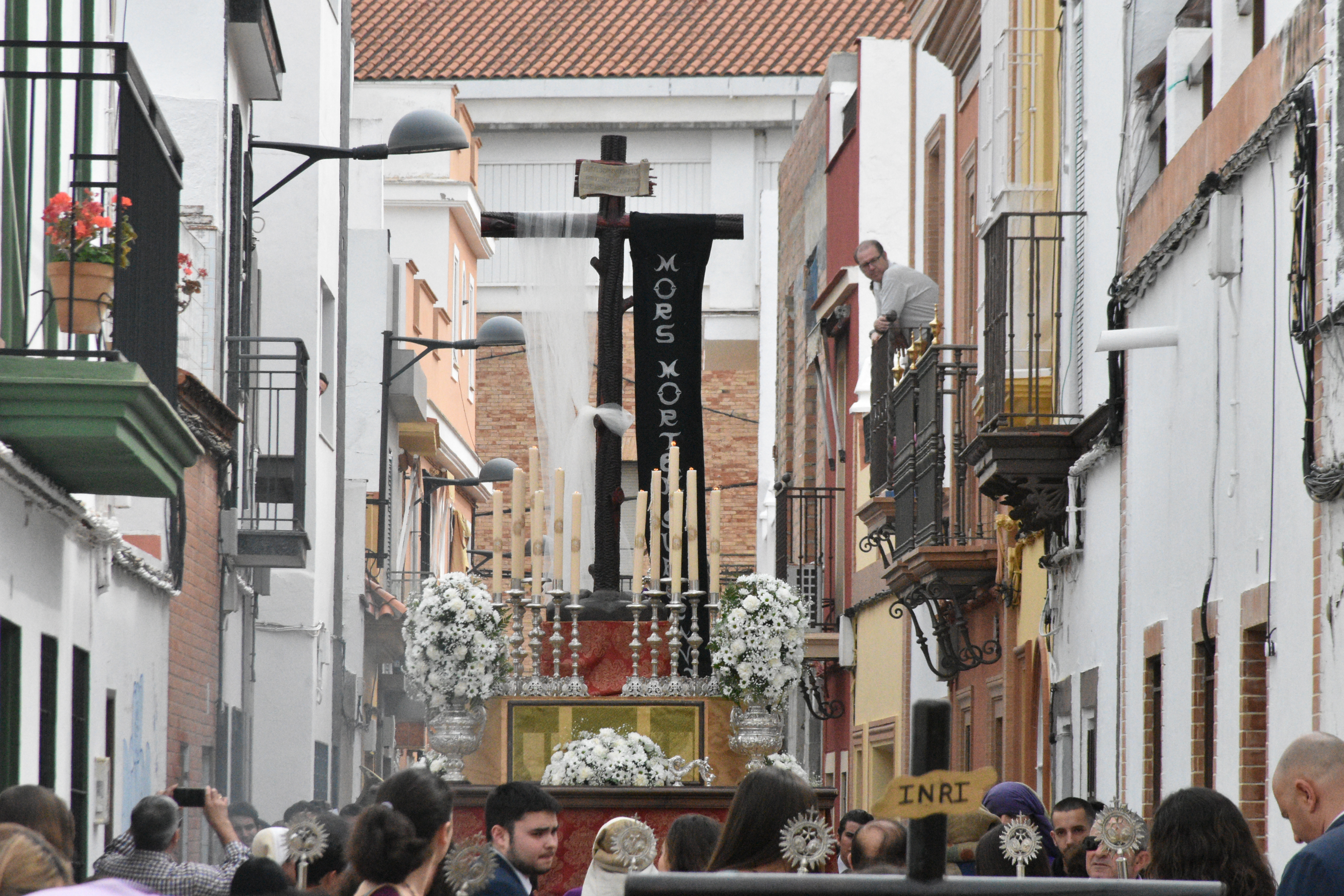 Procesión de la Cruz Misional de la Juventud de Gran Poder