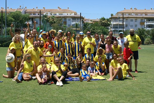 Juveniles de la U.D. Consolación vecen en un campeonato de verano en Marbella