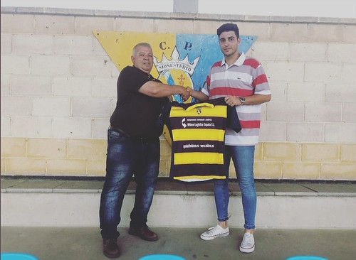 El futbholista Borja Luis Gutiérrez Díaz ficha por el Poliderpotivo Monesterio