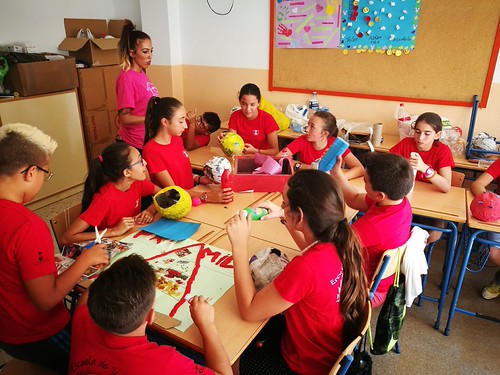 180 niños y niñas participan este año de las Escuelas de Verano de Bienestar Social.