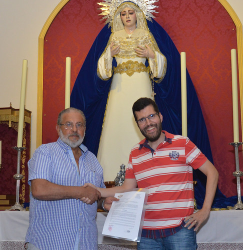 La Agrupación del Pilar y la Asociación Musical Ecijana Amueci renuevan contrato