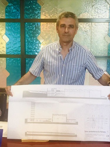 Antonio Morán, proyecto del parque de bomberos